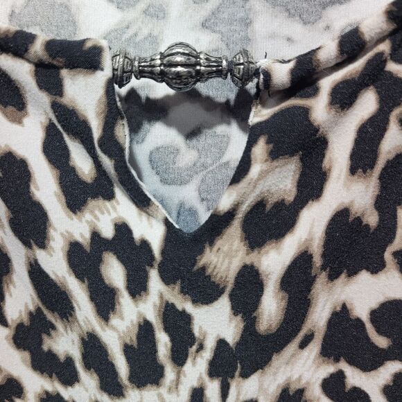 Cj banks woman's leapord print top - Picture 3 of 7